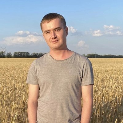 Антон Русских