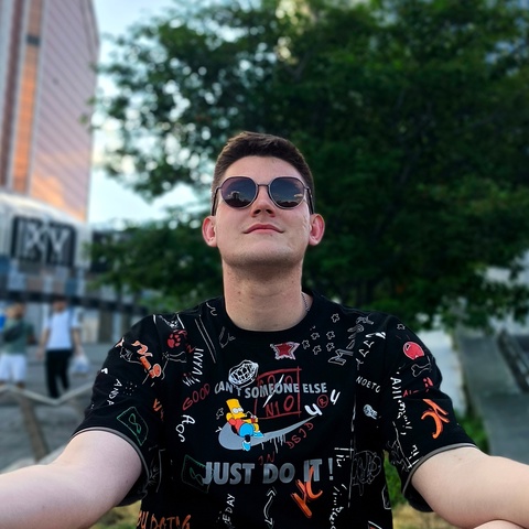 Илья Коньков